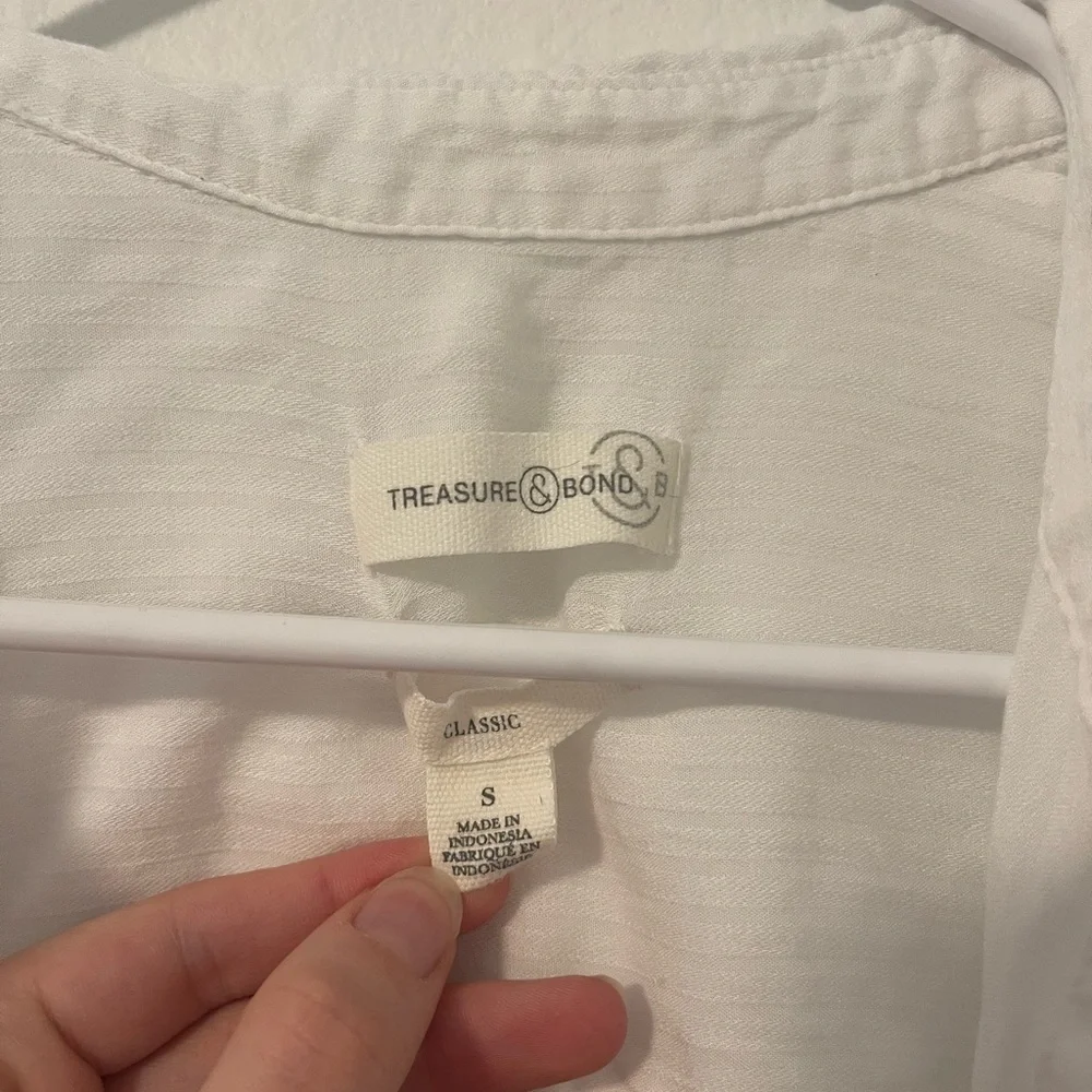 Treasure & Bond Casual White Button Down Shirt - Picture 2 of 3